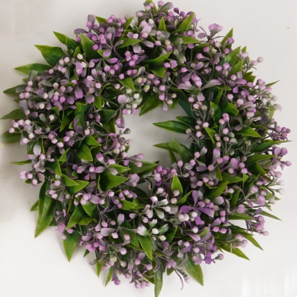 Umělý věnec s fialovými kvítky Ø 25 cm