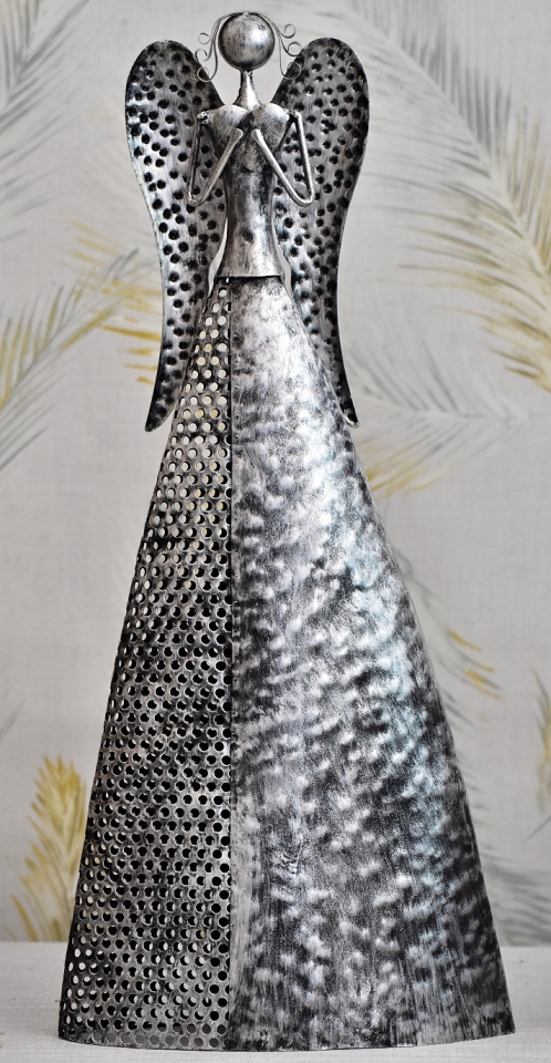 Plechový anděl Bella stříbrný 54,5 cm