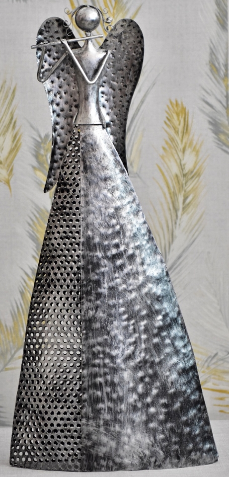 Plechový anděl Bella stříbrný 54,5 cm