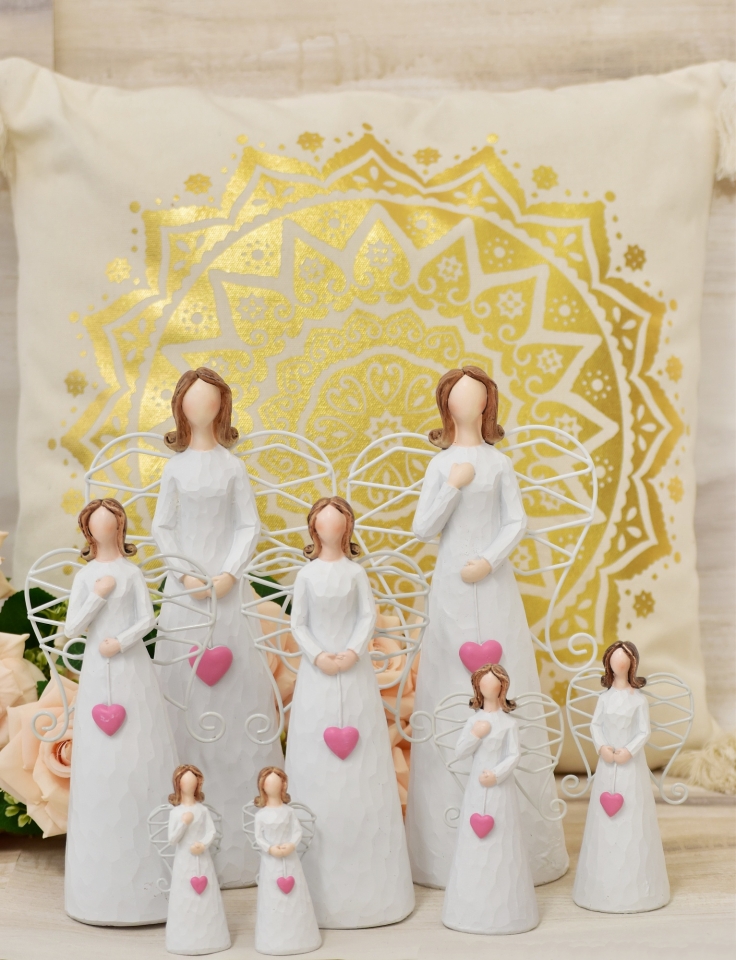 Anděl Mett bílý 21 cm, mix druhů