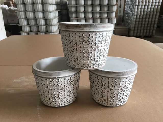 Cementový květináč Ornament S