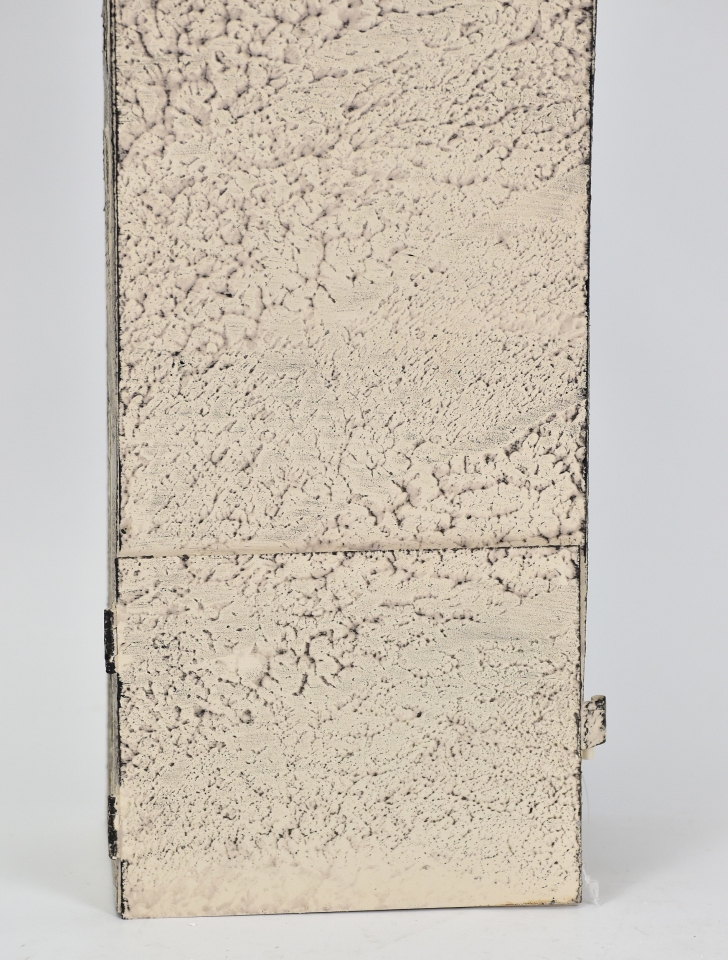 Kovový svícen domek hnědý 40,5x13x9 cm