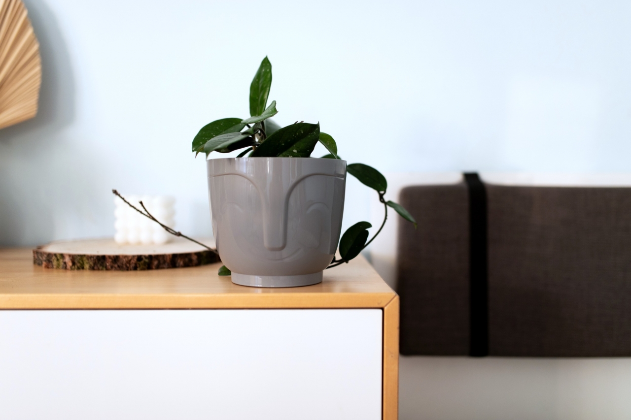 Plastový květináč Atena 165 mm, mátový