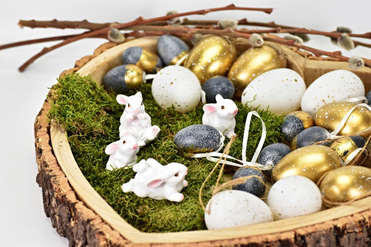 Plastová vajíčka na zavěšení, s/12, 6 cm