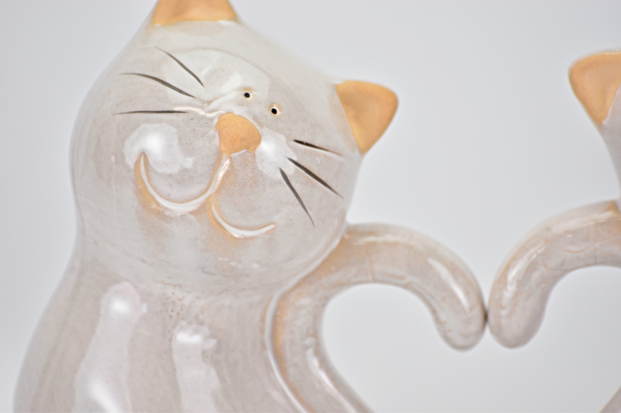 Keramická kočka béžová 20,8x13x9,8 cm mix druhů, balení 2 ks