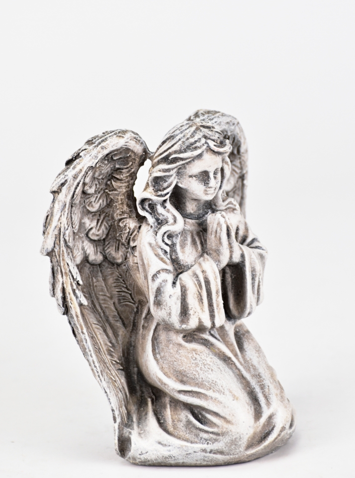 Smuteční dekorace klečící anděl šedý 12x9x7 cm