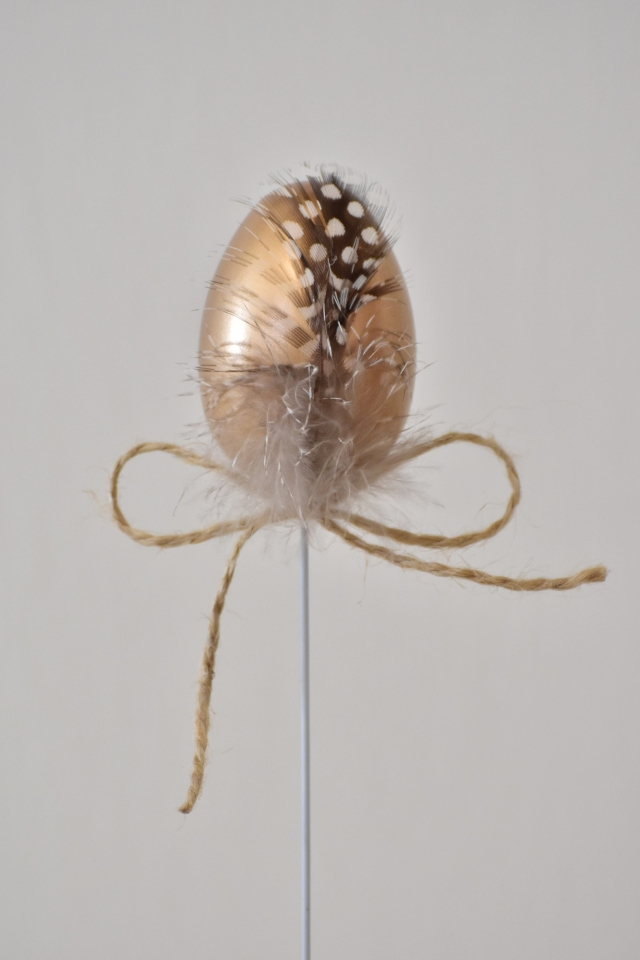 Plastová vajíčka na špejli, s/12, 4 cm