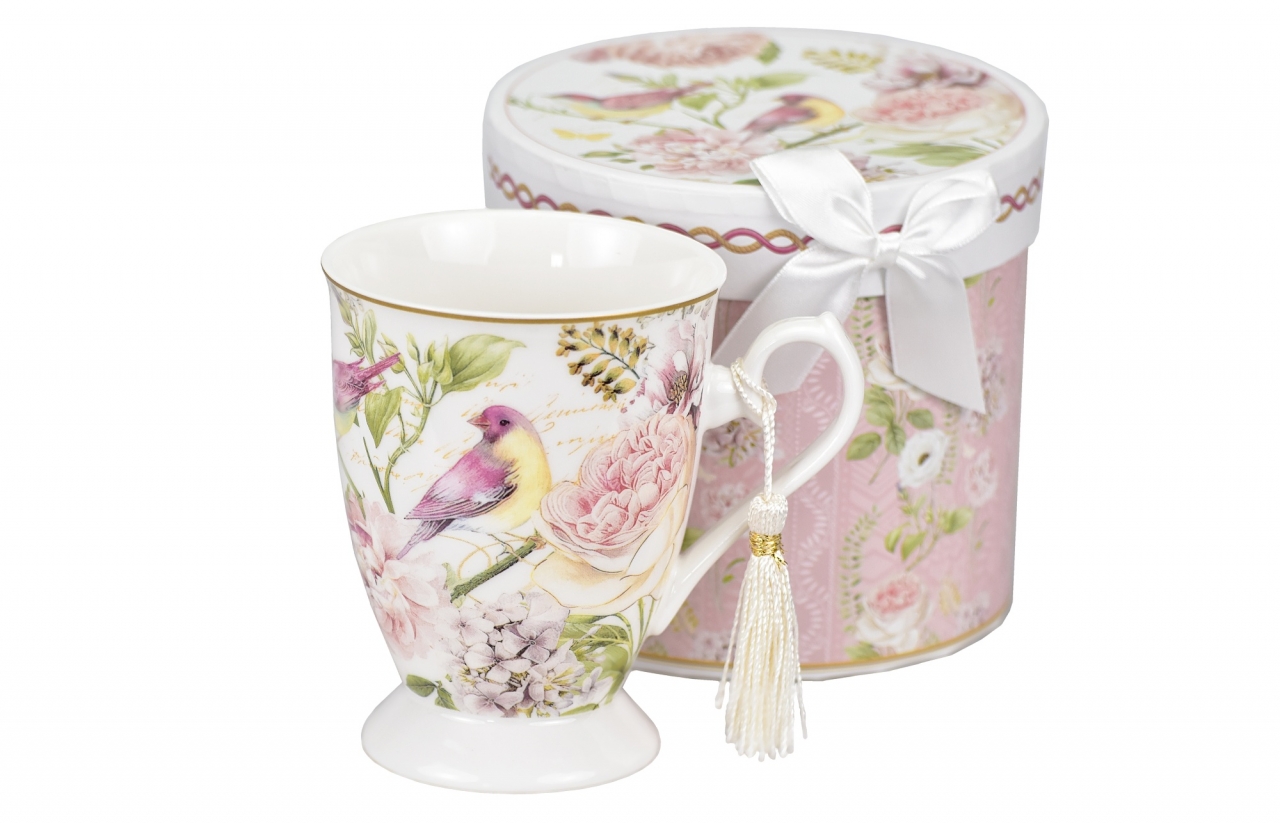 Porcelánový hrnek na stopce Birds 300 ml v dárkové krabičce