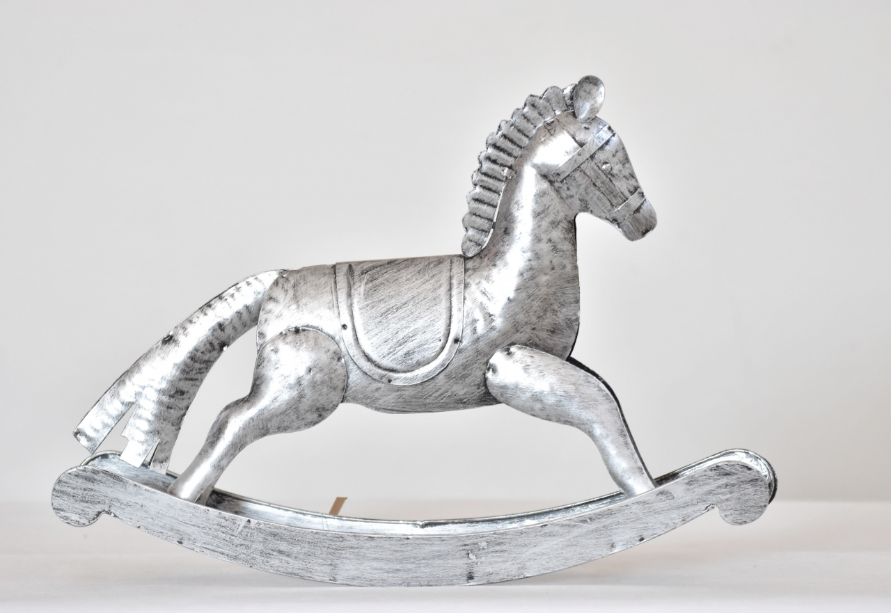 Kovový houpací kůň stříbrný 26,5 cm