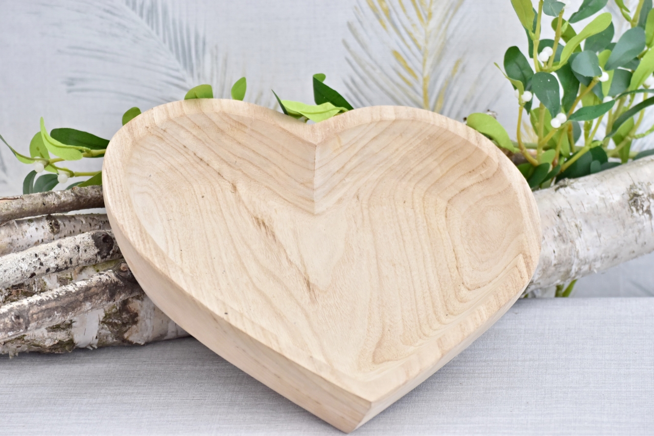 Dřevěné srdce Paulownia L, 33,5x35x6,5 cm